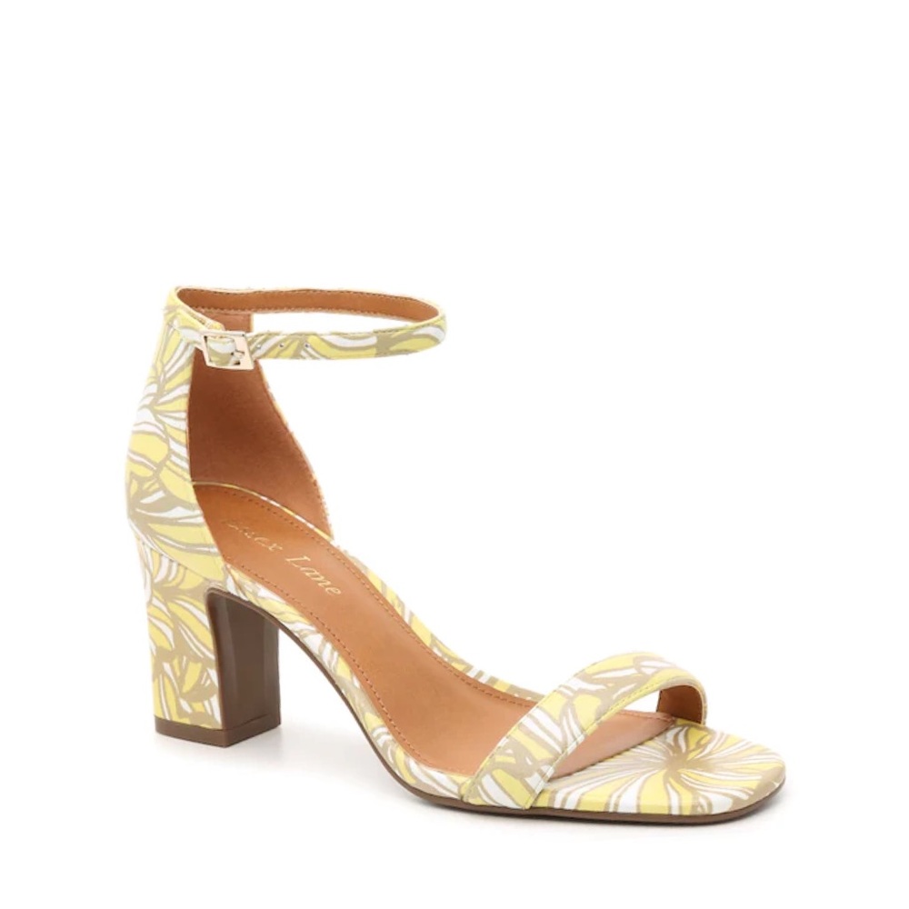 Saria Low Heels